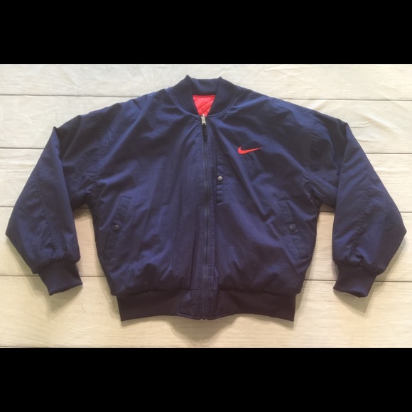 Nike Men’s Size M Reversible Red/Navy Blue Jacket - Picture 8 of 8